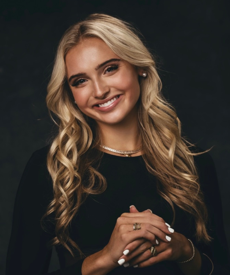 Chloe Spreen College Basketball Player